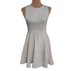 Tobi Womens Backless Skater Dress Fit and Flare Swing Skirt Preppy White sz XS